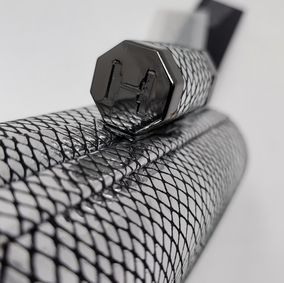 Halston Heritage Metallic Vapor Stingray Evening Crossbody Clutch - Picture 4 of 9